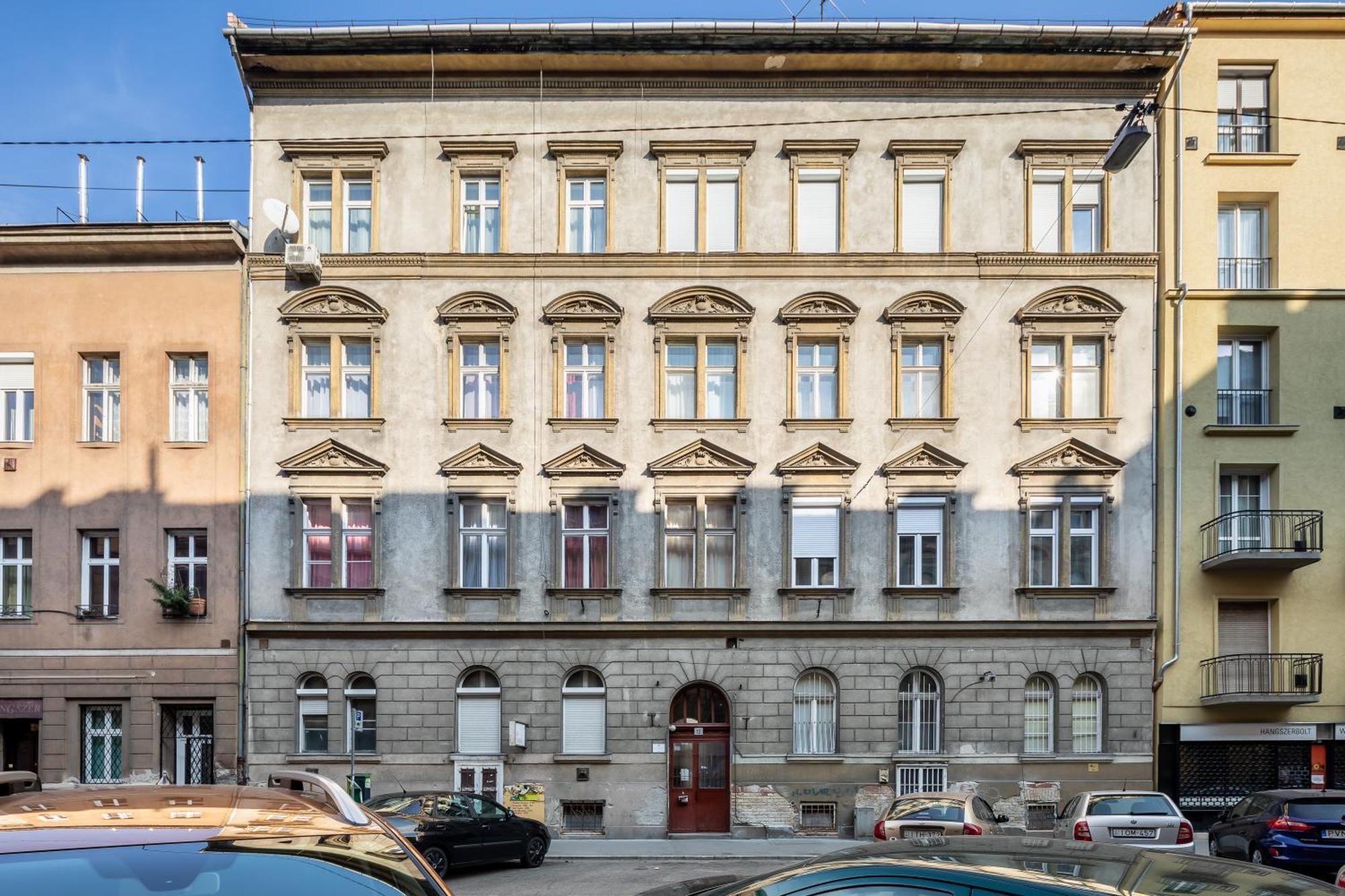 Apartman And Homey With Good Transport Link Budapest